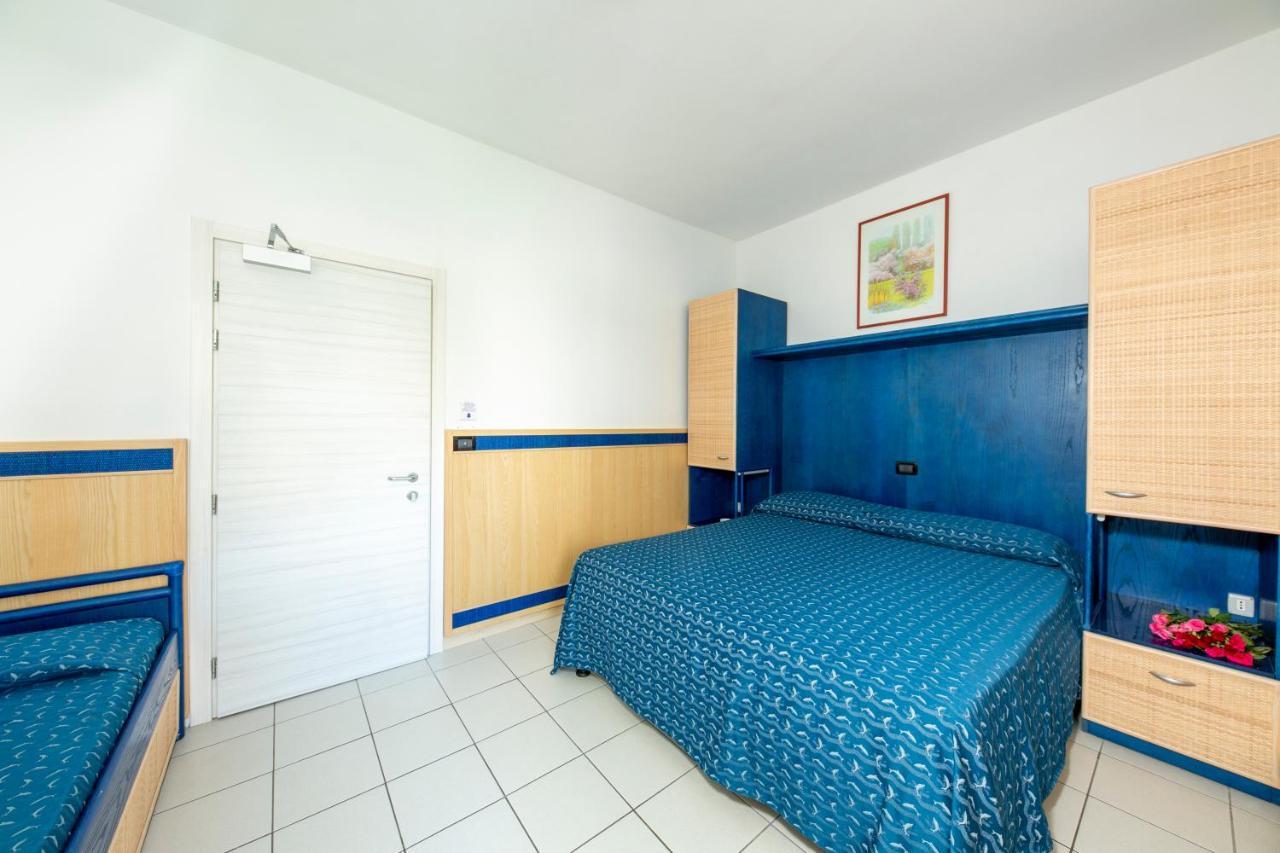Hotel Olanda ลิโดดิเยโซโล ภายนอก รูปภาพ
