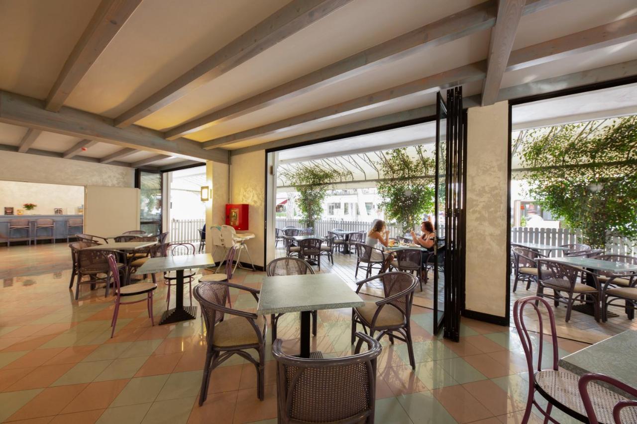Hotel Olanda ลิโดดิเยโซโล ภายนอก รูปภาพ